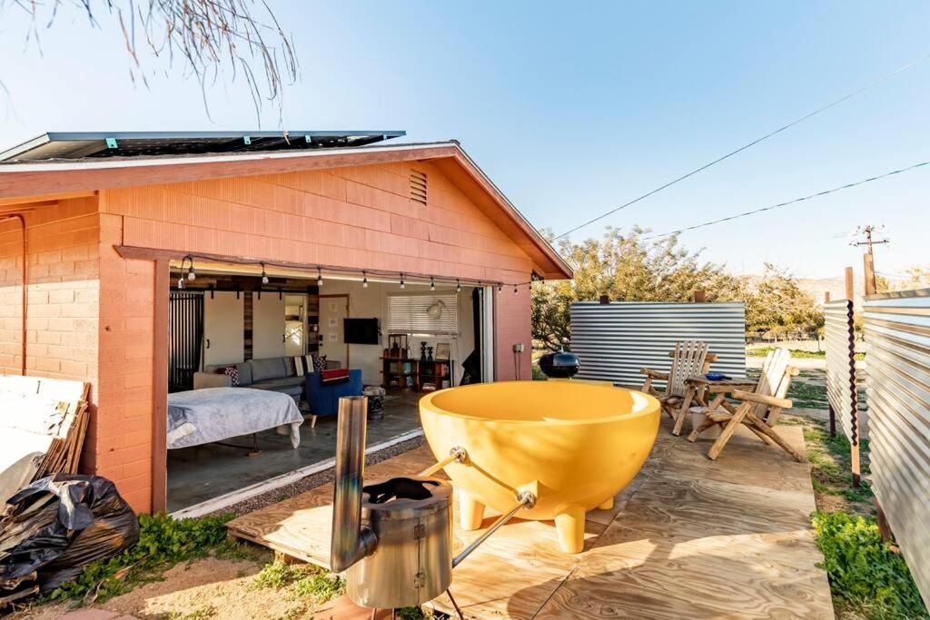 Jt'S Star Catcher Cabin - Hot Tub Yucca Valley Exteriér fotografie